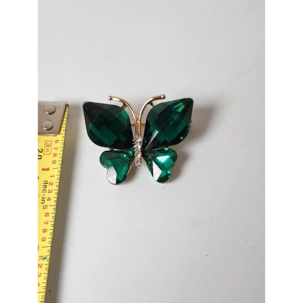 Brooch